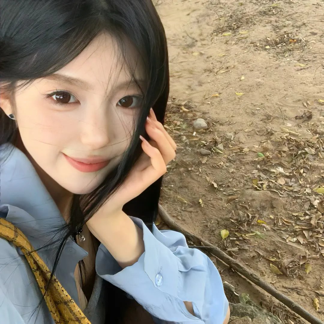 湖泊上的日出